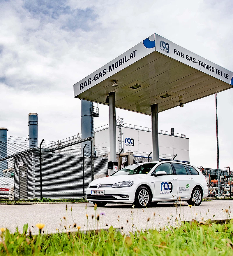 RAG Gas Mobile filling station with car featuring RAG branding