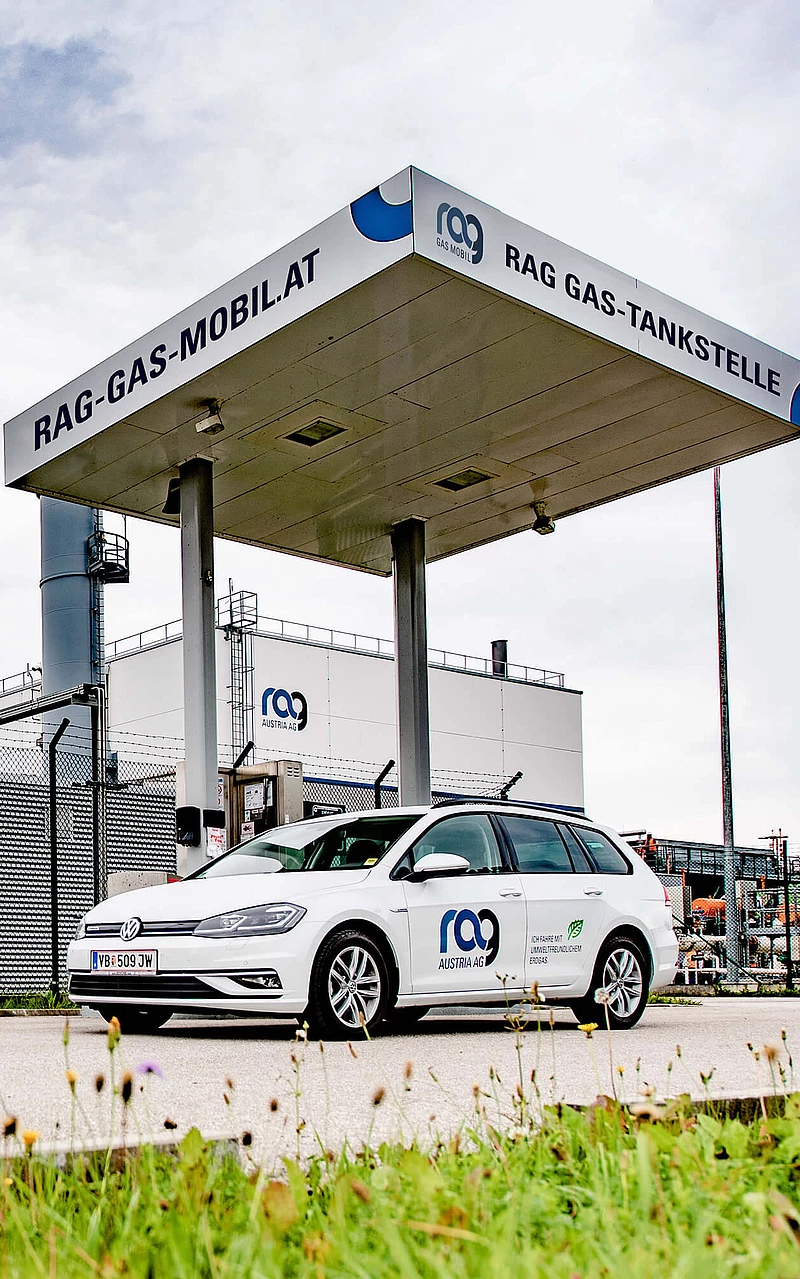 RAG Gas Mobile filling station with car featuring RAG branding